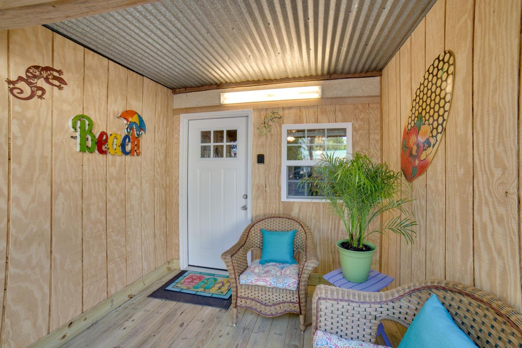 Ocean Isle Beach Studio With Patio - 1 Mi To Pier! Extérieur photo